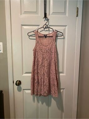 Sleeveless Lace Swing Dress in Dusty Rose
